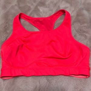 Sports bra
